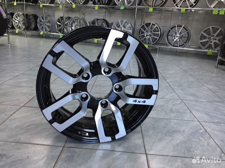 Диски литые R16 5*139,7 на Ниву