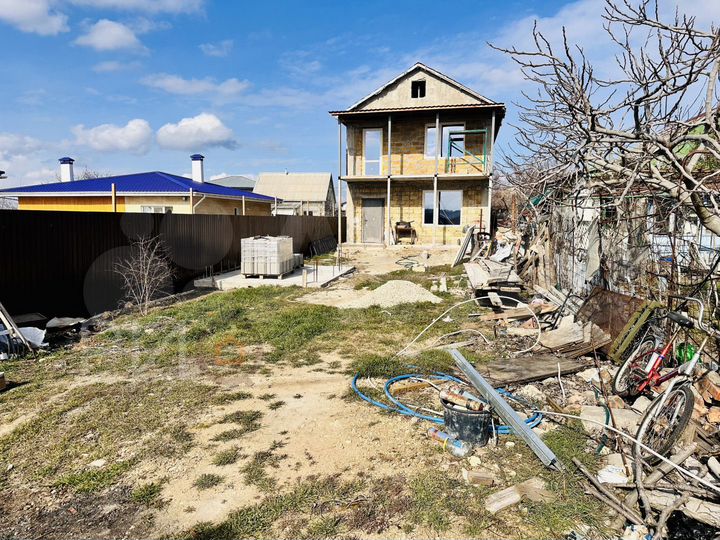 Дом 194 м² на участке 3,8 сот.