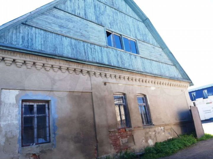 Дом 198 м² на участке 5 сот.