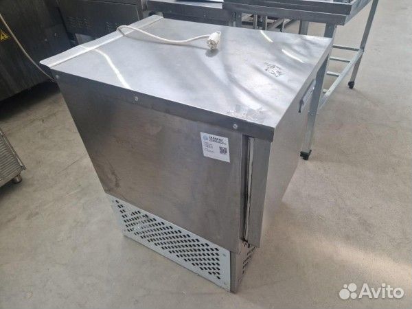Стол холодильный однодверный
