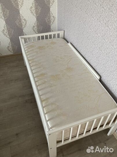 Кровать детская с матрасом IKEA