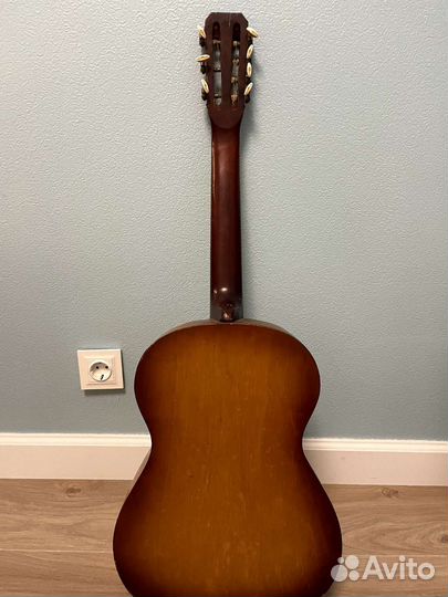 Гитара семиструнная