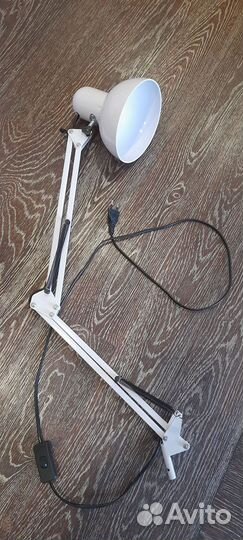 Лампа настольная