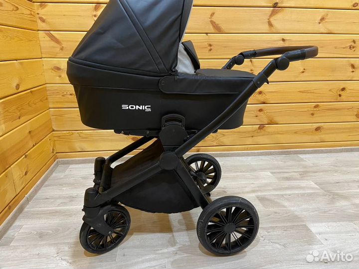 Прогулочная коляска sonic Verdi soft 3в1