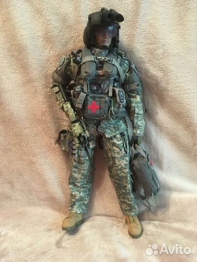 Коллекционная фигурка