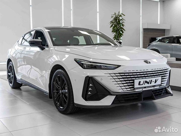 Changan UNI-V 1.5 AMT, 2023