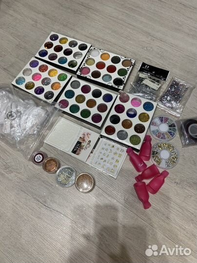 Для дизайна ногтей