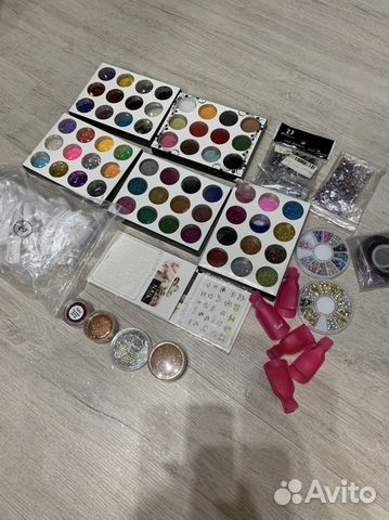 Для дизайна ногтей