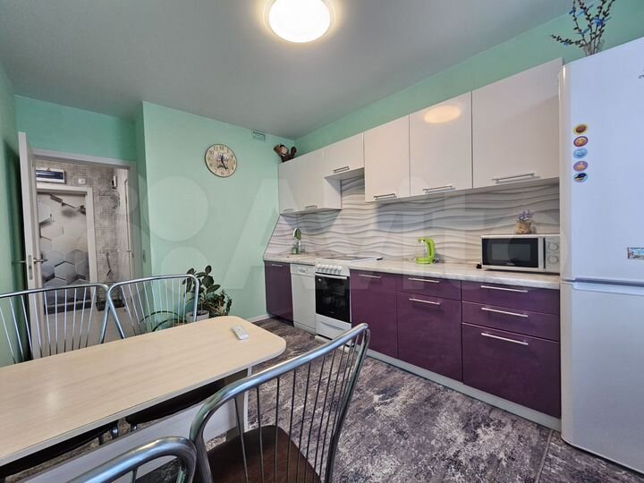 1-к. квартира, 37 м², 13/25 эт.