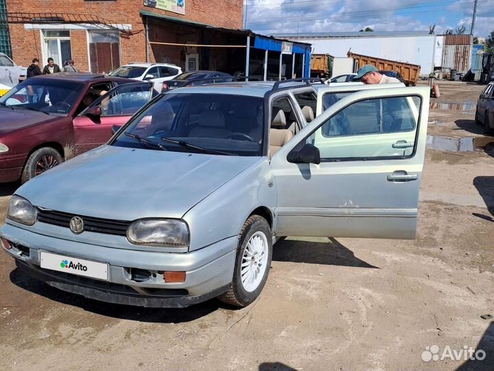 Volkswagen Golf 1.8 МТ, 1996, 200 000 км