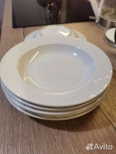 Тарелки фарфор, ложки