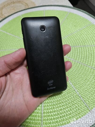 ASUS ZenFone 4 A400CG, 4 ГБ