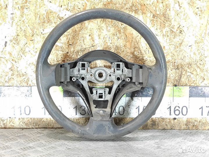 Рулевое колесо Toyota Yaris 2005 2011