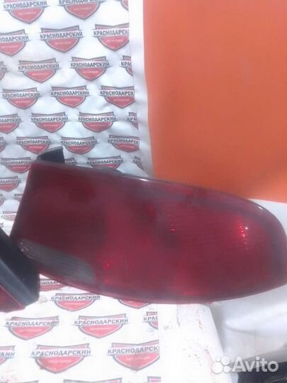 Стоп-сигнал левый задний 04805351AA Dodge Stratus