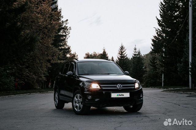 Volkswagen Tiguan 2.0 AT, 2012, 211 000 км с пробегом, цена 1450000 руб.