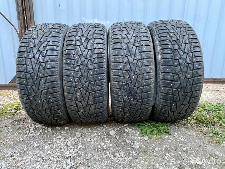 Nexen Winguard WinSpike WH6 215/50 R17 95