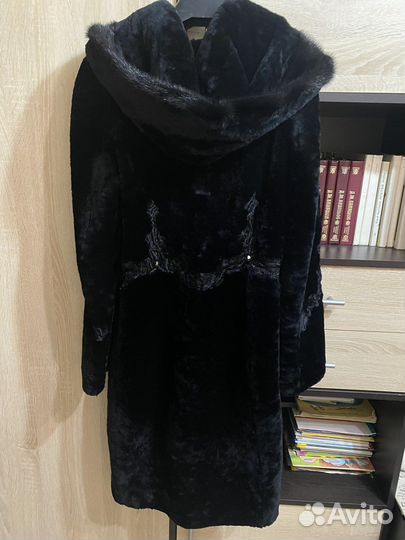 Шуба мутоновая с норкой