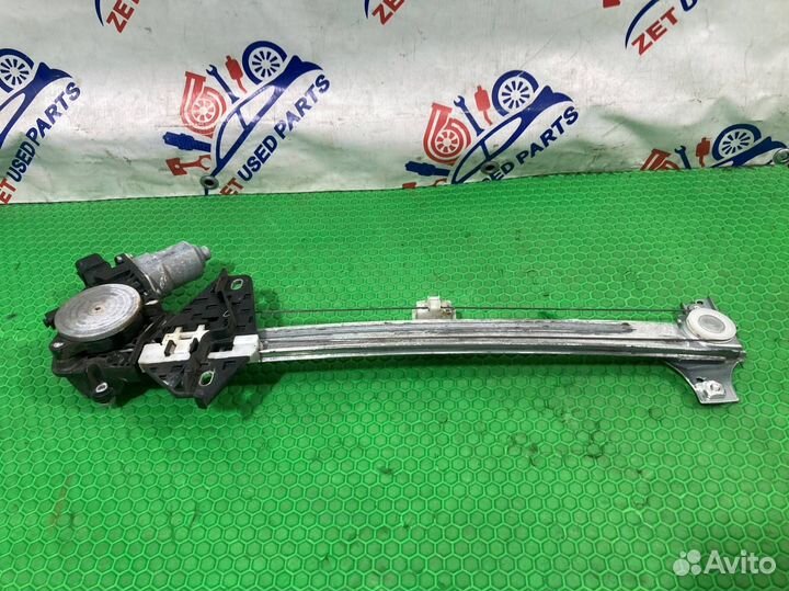 Стеклоподъемник задний правый Acura Mdx YD2 J37A1