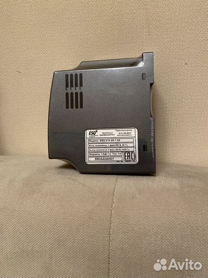 Частотный преобразователь ESQ-210-2S-1,5K