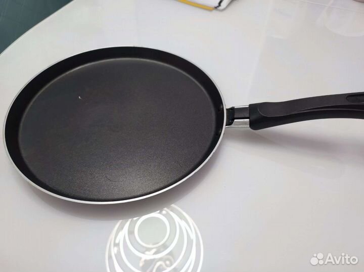 Сковорода блинная новая