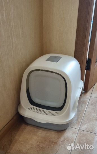 Кошачий лоток закрытый, когтеточка