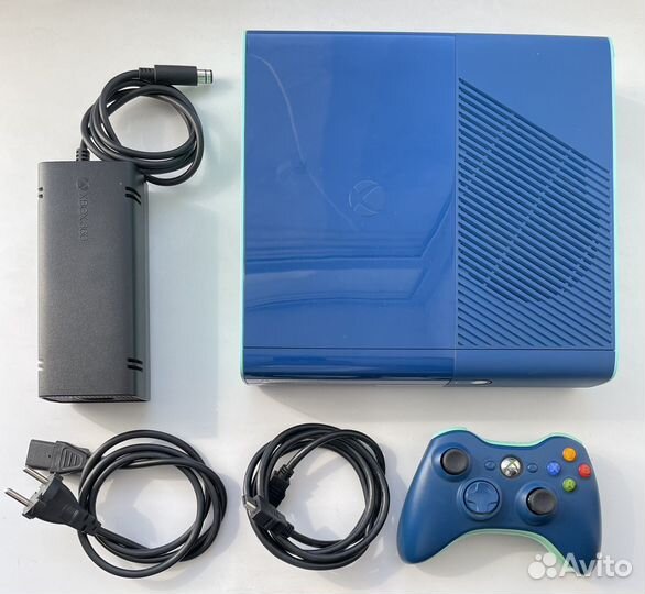 Xbox 360 E фрибут 500гб / Special Edition Blue