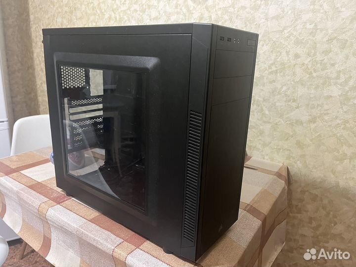 Компьютерный корпус corsair carbide 100r