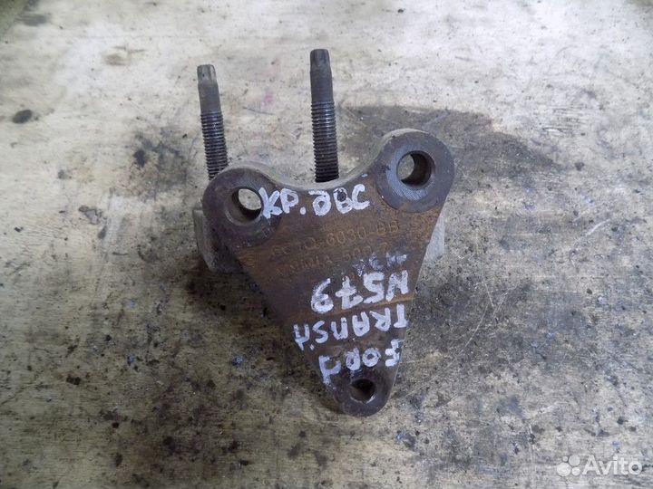 Кронштейн двигателя правый Transit 2006-2013