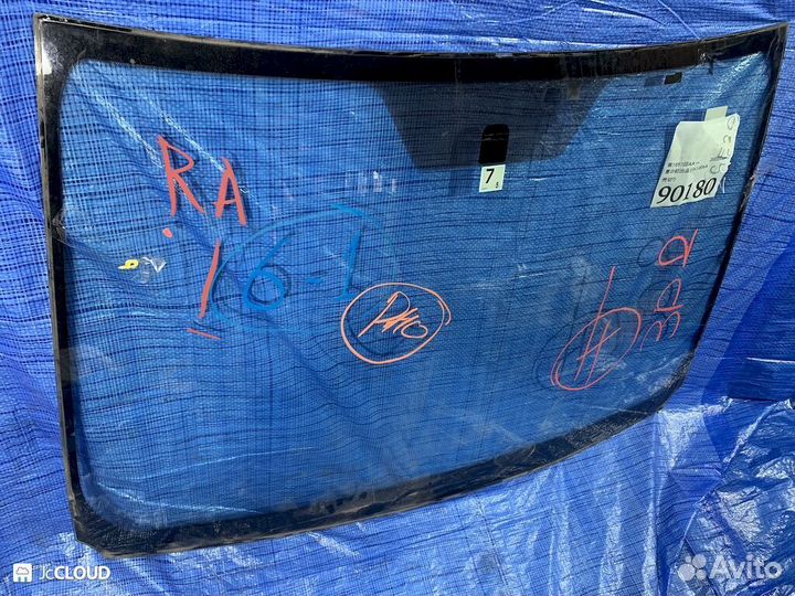 Лобовое стекло на toyota wish ZGE20 2zrfae