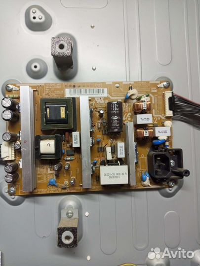 В разборе Самсунг LE32C450