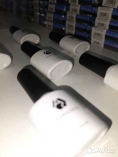 Цветной гель-лак adricoco