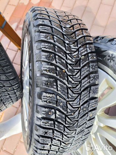 Michelin X-Ice North 3 185/65 R15