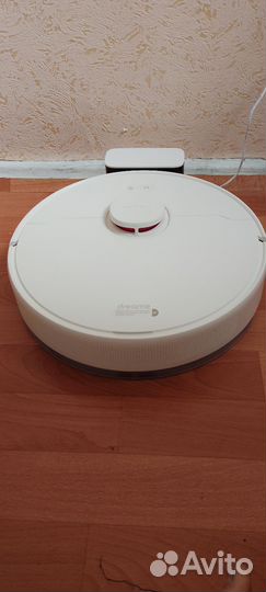 Робот пылесос Dreame сухая/влажная