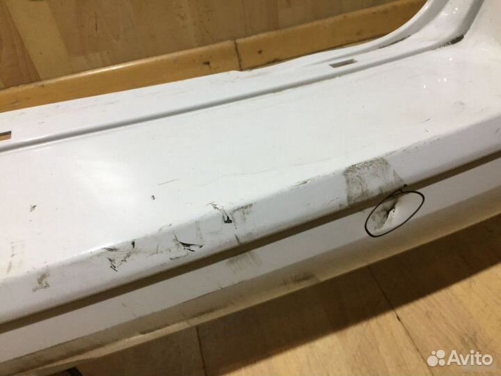 Бампер задний Volkswagen