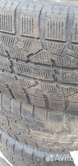 Toyo Observe Garit GIZ 205/60 R16