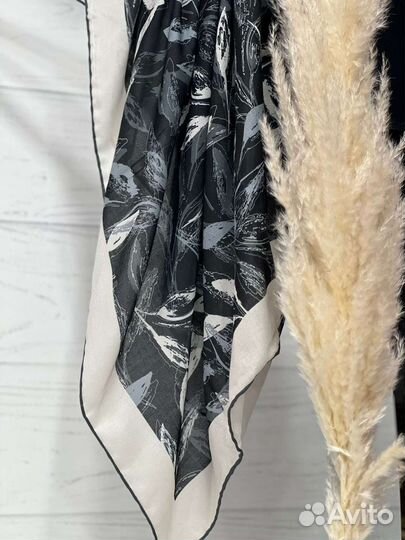 Женские шарфы и платки