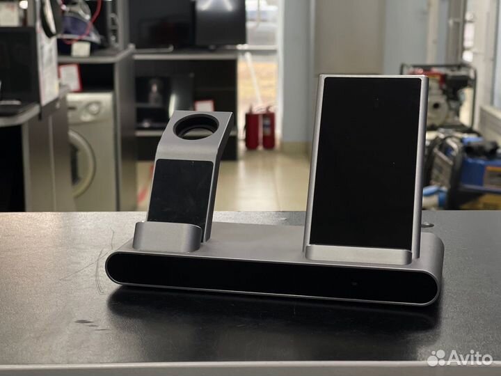 Беспроводное зарядное устройство Prestigio ReVolt