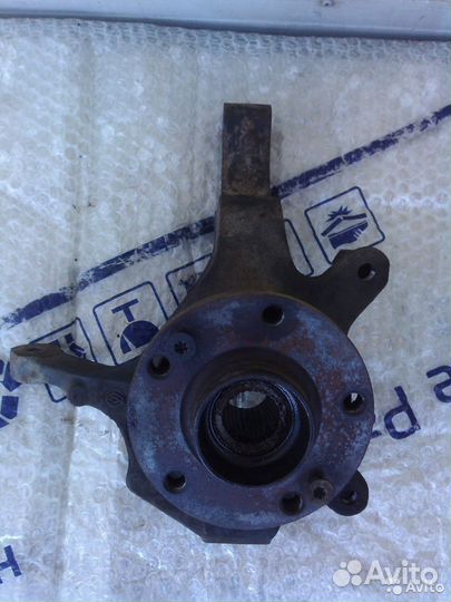 Рено Лагуна 2 поворотные кулаки