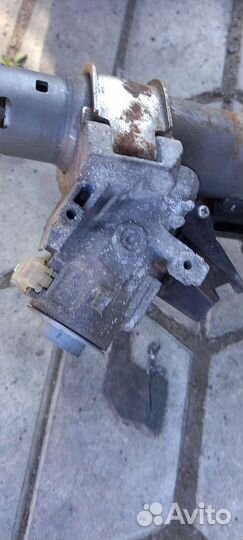 Замок зажигания toyota corolla E15 RAV 4 auris