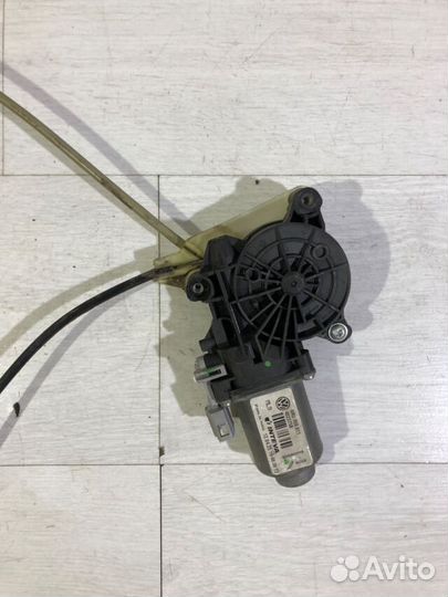 Стеклоподъёмник задний правый volkswagen polo 5 1