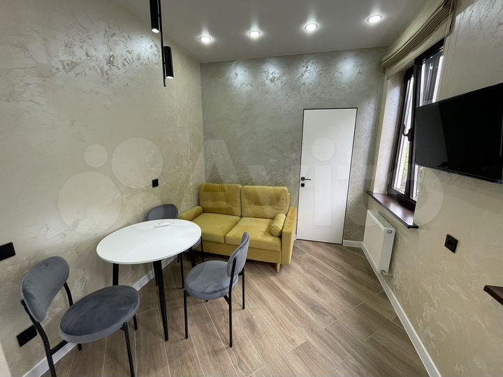 2-к. квартира, 55 м², 1/1 эт.