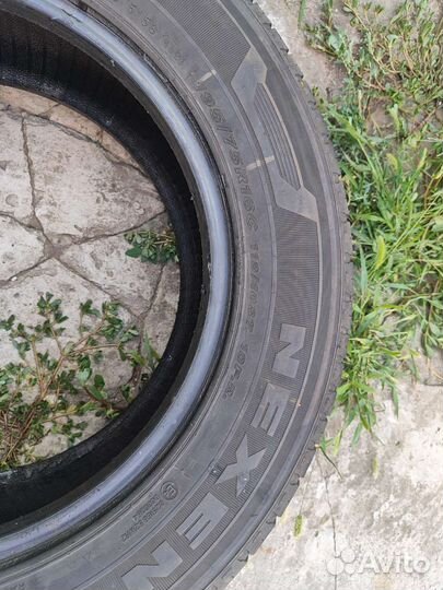 Nexen Roadian CT8 195/70 R16C