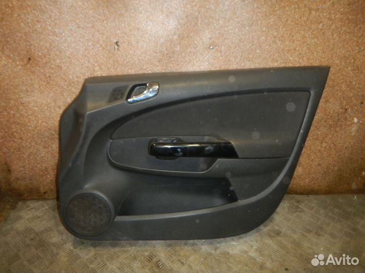 Обшивка двери передней правой, Opel (Опель) -corsa