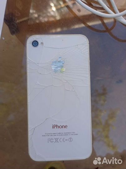 iPhone 4S, 32 ГБ