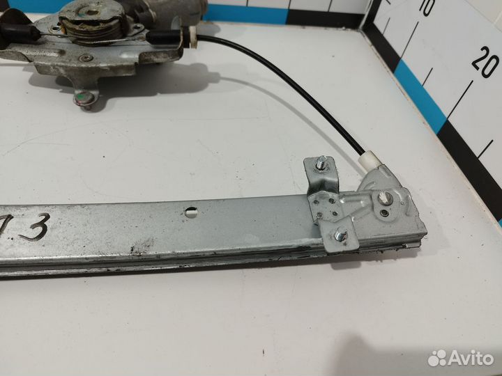 Стеклоподъемник электр. задний правый RIO 2011