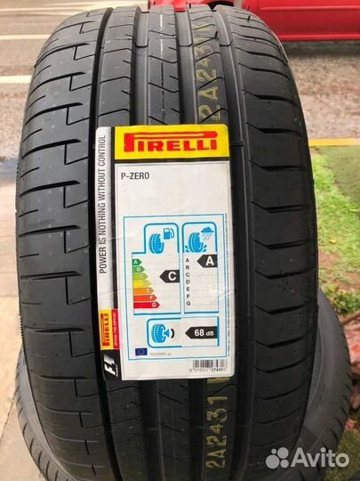 Pirelli P Zero 275/45 R20 и 305/40 R20 112Y