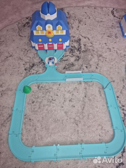 Игрушки Робокар Полли штаб и заправка