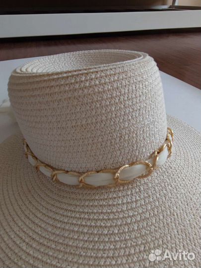 Шляпа женская белая