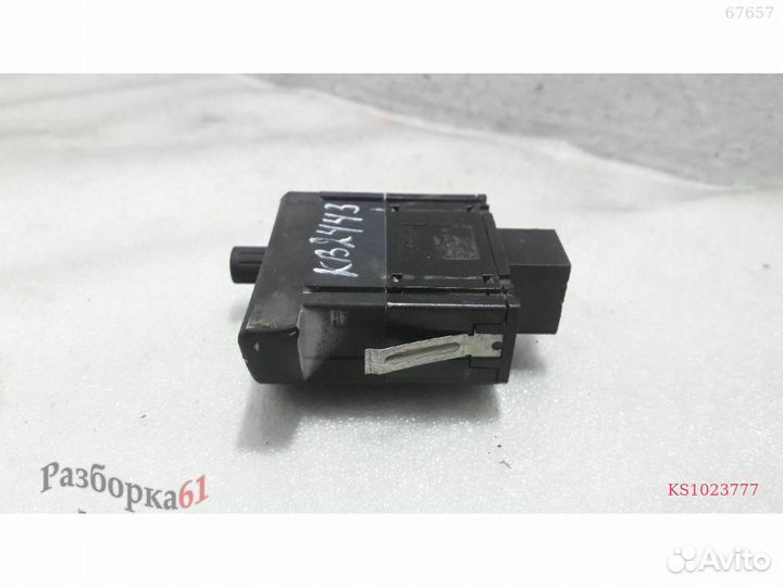 Выключатель ходовых огней audi A4 B7