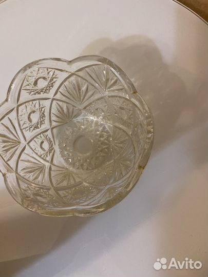 Хрустальная ваза